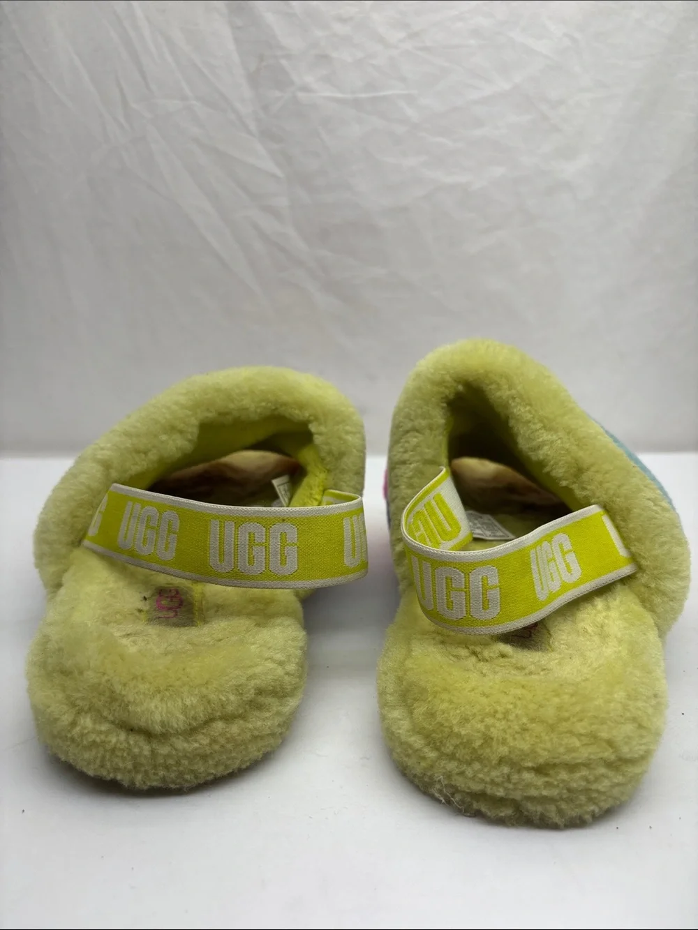 UGG Kids Multicolor Plush Slide Sandals, SZ 5 big girl, box 78